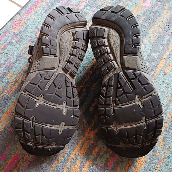 Brooks Ghost 11 Gore-Tex Running Shoe Men size 9.5D Black Orange Sneaker - Picture 8 of 10